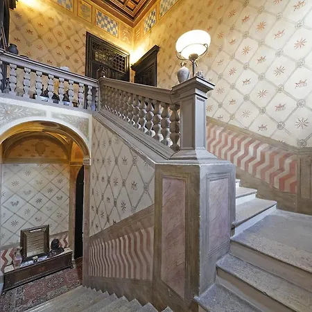 Penzion Foresteria Palazzo Guazzoni Zaccaria Cremona